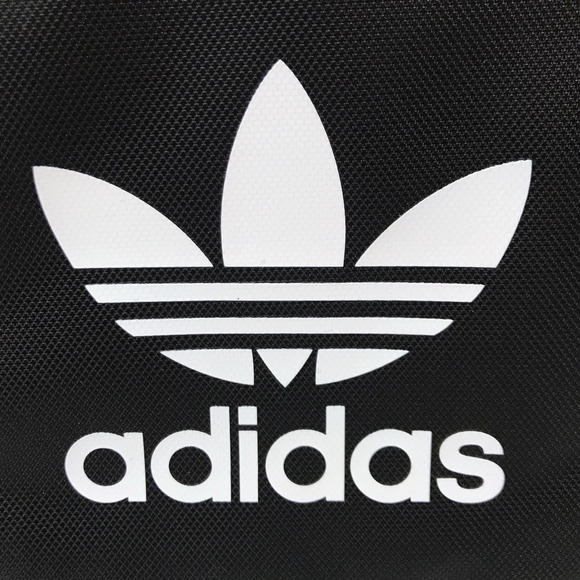 Adidas Originals Santiago Trefoil Black Lunch Bag - Picture 3 of 8